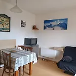 A Proximite De Ax Les Thermes Appartement *