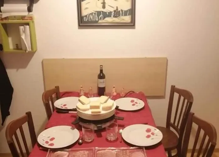 A Proximite De Ax Les Thermes アパート